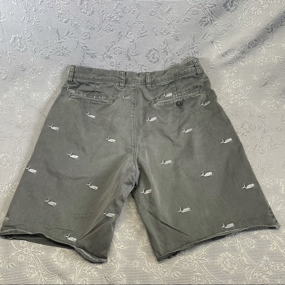 J Crew Destroyed Whale All Over Shorts - 33w - Picture 5 of 12